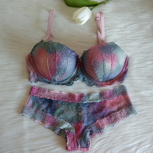 PINK Victoria's Secret Other - 36D PINK VS PUSH-UP BRA + PANTY M.nwt